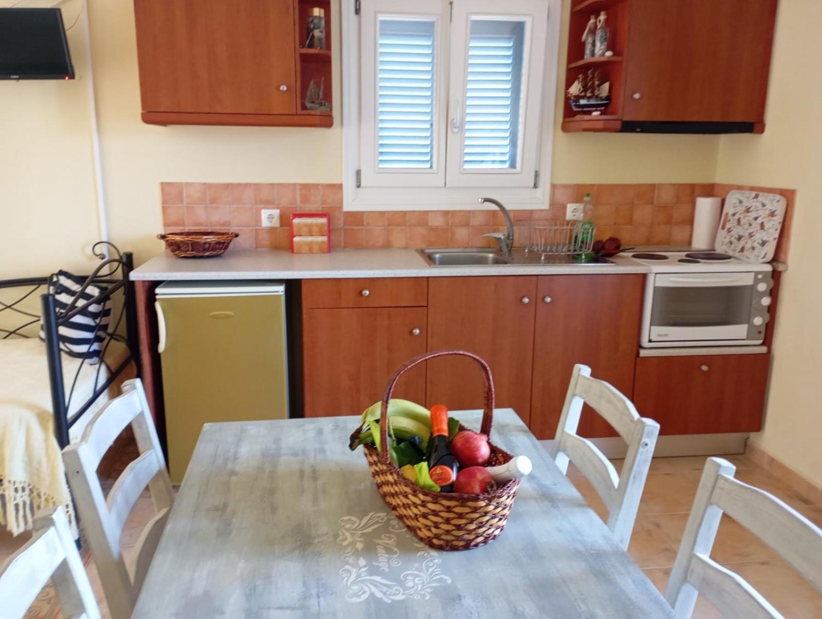 Odysseion Apartments Vathy  Zewnętrze zdjęcie