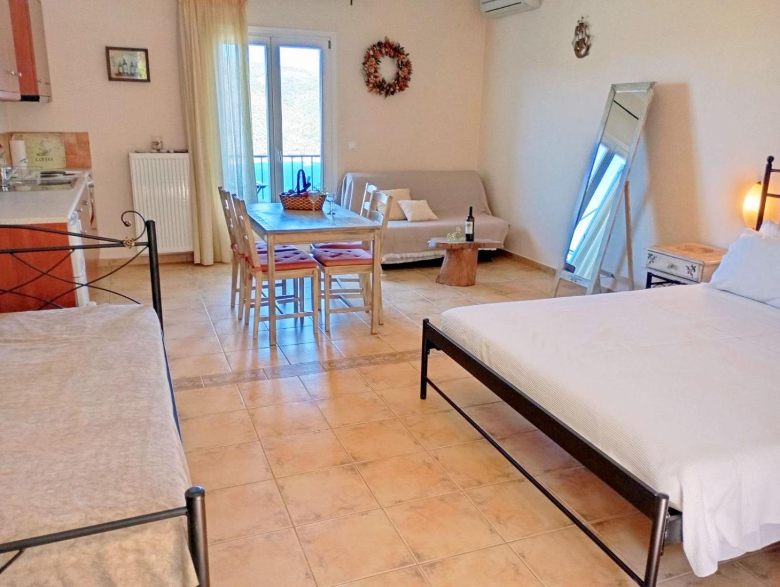Odysseion Apartments Vathy  Zewnętrze zdjęcie
